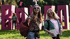 Зрители на фестивале Bosco Fresh Fest 2017 в московском музее-заповеднике Царицыно Зрители на фестивале Bosco Fresh Fest 2017 в московском музее-заповеднике Царицыно