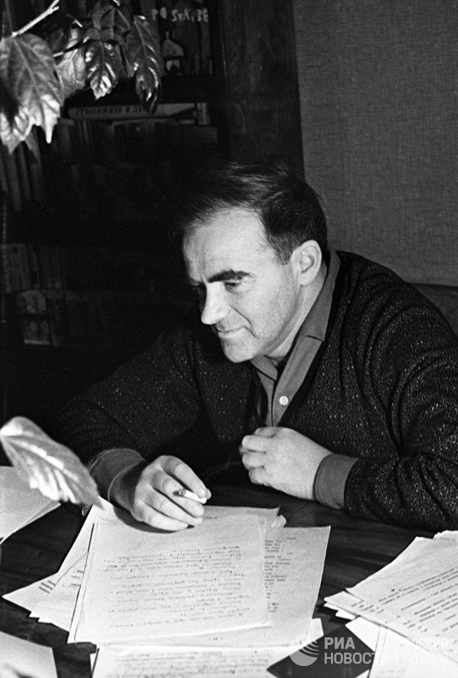 Российский писатель Даниил Александрович Гранин. Москва, 1956 год Российский писатель Даниил Александрович Гранин. Москва, 1956 год