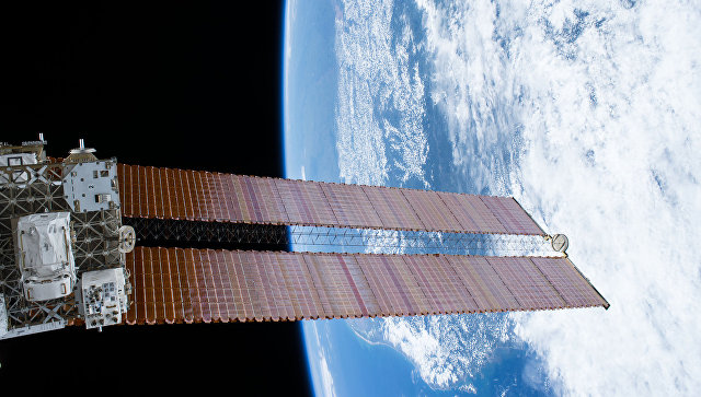 Выход русских космонавтов в открытый космос отменен