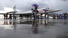 Посетители на Международном авиационно-космическом салоне МАКС-2017 в Жуковском. Архивное фото Посетители на Международном авиационно-космическом салоне МАКС-2017 в Жуковском. Архивное фото