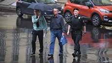 Бывший министр экономического развития РФ Алексей Улюкаев у здания суда. Архивное фото Бывший министр экономического развития РФ Алексей Улюкаев у здания суда. Архивное фото