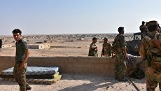 Сирийские военные продолжают операцию по деблокированию Дейр-эз-Зора. Архивное фото Сирийские военные продолжают операцию по деблокированию Дейр-эз-Зора. Архивное фото