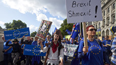 Марш протеста против Brexit в Лондоне, Великобритания. 9 сентября 2017 Марш протеста против Brexit в Лондоне, Великобритания. 9 сентября 2017