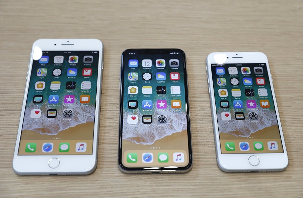 Презентация телефонов iPhone 8 Plus, iPhone X и iPhone 8 в штаб-квартире Apple в Купертино Презентация телефонов iPhone 8 Plus, iPhone X и iPhone 8 в штаб-квартире Apple в Купертино
