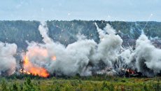 Учения вооружённых сил России и Белоруссии на Лужском полигоне в Ленинградской области Учения вооружённых сил России и Белоруссии на Лужском полигоне в Ленинградской области