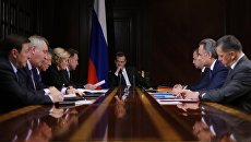 Председатель правительства РФ Дмитрий Медведев проводит совещание с вице-премьерами РФ. 25 сентября 2017 Председатель правительства РФ Дмитрий Медведев проводит совещание с вице-премьерами РФ. 25 сентября 2017