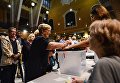 Голосование на избирательном участке в Барселоне во время референдума о независимости Каталонии. 1 октября 2017 Голосование на избирательном участке в Барселоне во время референдума о независимости Каталонии. 1 октября 2017