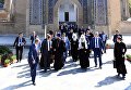 Патриарх Московский и Всея Руси Кирилл во время посещения мавзолея Гур-Эмир и усыпальницы Тамерлана в Самарканде Патриарх Московский и Всея Руси Кирилл во время посещения мавзолея Гур-Эмир и усыпальницы Тамерлана в Самарканде