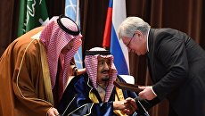 Король Саудовской Аравии Сальман бен Абдель Азиз Аль Сауд и ректор МГИМО Анатолий Торкуновна торжественной церемонии присвоения саудовскому монарху звания Почетного доктора МГИМО. 7 октября 2017 Король Саудовской Аравии Сальман бен Абдель Азиз Аль Сауд и ректор МГИМО Анатолий Торкуновна торжественной церемонии присвоения саудовскому монарху звания Почетного доктора МГИМО. 7 октября 2017
