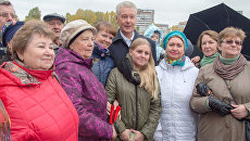 Сергей Собянин во время церемонии открытия парка усадьбы Михалково. 11 октября 2017 Сергей Собянин во время церемонии открытия парка усадьбы Михалково. 11 октября 2017