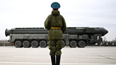 Подвижной грунтовой ракетный комплекс пятого поколения Ярс. Архивное фото Подвижной грунтовой ракетный комплекс пятого поколения Ярс. Архивное фото