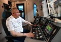 Во время запуска первых поездов Москва на Таганско-Краснопресненской линии московского метрополитена Во время запуска первых поездов Москва на Таганско-Краснопресненской линии московского метрополитена