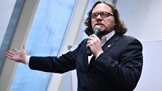 Бизнесмен Сергей Полонский на пресс-конференции в Москве. Архивное фото Бизнесмен Сергей Полонский на пресс-конференции в Москве. Архивное фото