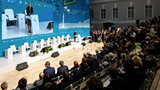Заместитель председателя правительства РФ Ольга Голодец (в центре) на торжественном открытии Санкт-Петербургского международного культурного форума Заместитель председателя правительства РФ Ольга Голодец (в центре) на торжественном открытии Санкт-Петербургского международного культурного форума
