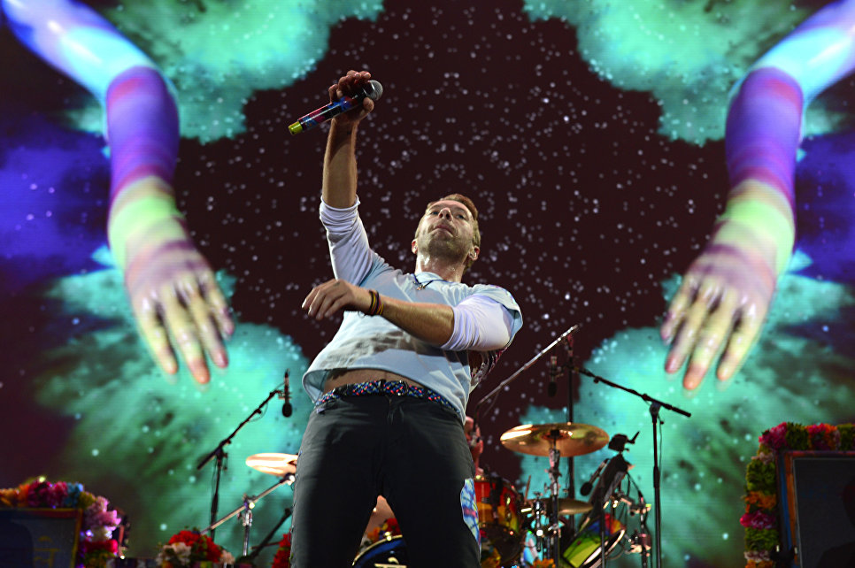 Певец Крис Мартин из группы Coldplay Певец Крис Мартин из группы Coldplay