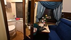 Спальный вагон повышенной комфортности. Архивное фото Спальный вагон повышенной комфортности. Архивное фото