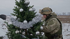 Военнослужащие Народной милиции ЛНР на передовых позициях. Архивное фото Военнослужащие Народной милиции ЛНР на передовых позициях. Архивное фото