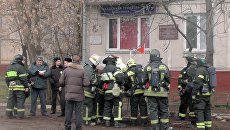 Работа пожарных расчетов на месте возгорания в жилом доме в центре Москвы. 3 января 2017 Работа пожарных расчетов на месте возгорания в жилом доме в центре Москвы. 3 января 2017