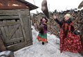 Участники клубной самодеятельности во время обряда святочного гадания в казачьем селе Кидыш Участники клубной самодеятельности во время обряда святочного гадания в казачьем селе Кидыш