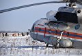 Вертолет МЧС России в Раменском районе Московской области, где самолет Ан-148 Саратовских авиалиний рейса 703 Москва-Орск потерпел крушение 11 февраля 2018 года Вертолет МЧС России в Раменском районе Московской области, где самолет Ан-148 Саратовских авиалиний рейса 703 Москва-Орск потерпел крушение 11 февраля 2018 года