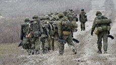 Военнослужащие во время тактических учений ВДВ. Архивное фото Военнослужащие во время тактических учений ВДВ. Архивное фото