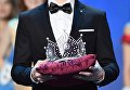 Корона Мисс Россия на церемонии награждения финалисток конкурса Мисс Россия-2018 в концертном зале Барвиха. 14 апреля 2018 Корона Мисс Россия на церемонии награждения финалисток конкурса Мисс Россия-2018 в концертном зале Барвиха. 14 апреля 2018
