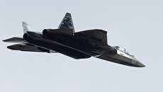 Многофункциональный истребитель Су-57. Архивное фото Многофункциональный истребитель Су-57. Архивное фото