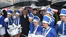 Во время шествия, посвященного Празднику Весны и Труда в Санкт-Петербурге. 1 мая 2018 Во время шествия, посвященного Празднику Весны и Труда в Санкт-Петербурге. 1 мая 2018