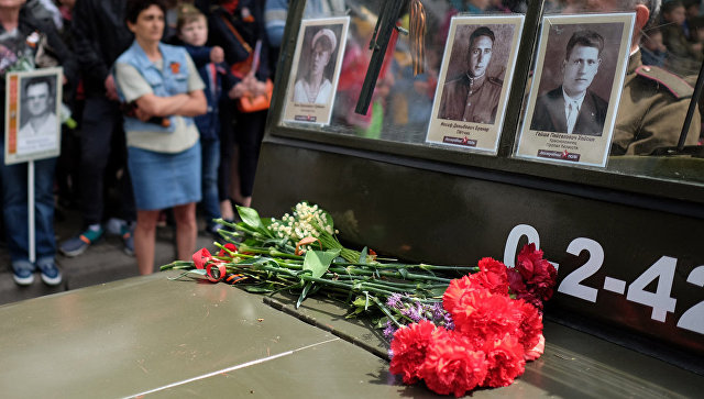 Милиция в Грузии потребовала, чтобы русские дипломаты сняли георгиевские ленточки Милиция в Грузии потребовала, чтобы русские дипломаты сняли георгиевские ленточки