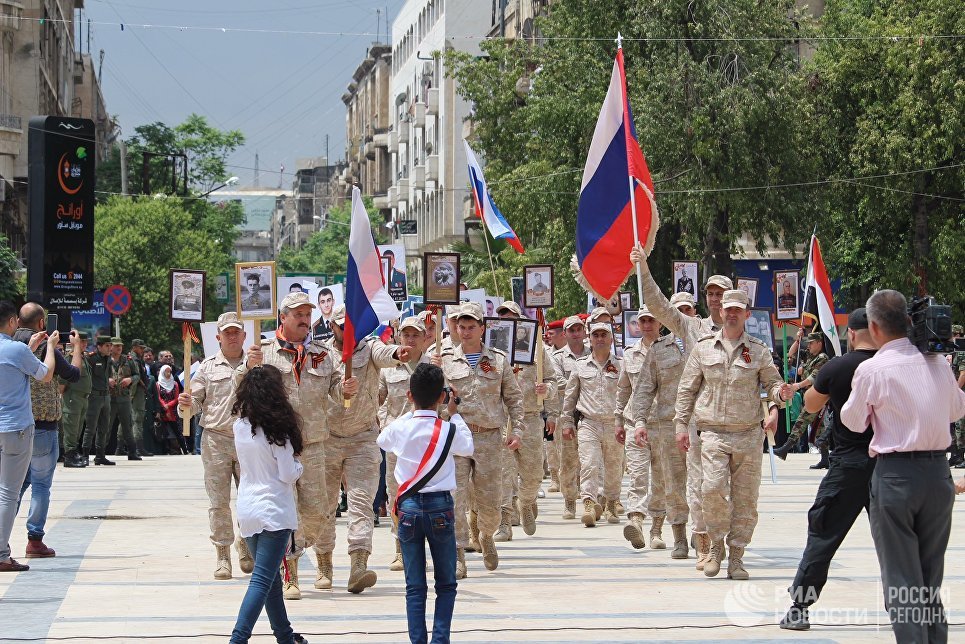 Участники акции Бессмертный полк в Латакии, Сирия. 8 мая 2018 Участники акции Бессмертный полк в Латакии, Сирия. 8 мая 2018