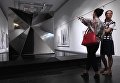 Посетители на открытии выставки Вадим Космачёв. Дыхание скульптуры в Третьяковской галерее на Крымском валу Посетители на открытии выставки Вадим Космачёв. Дыхание скульптуры в Третьяковской галерее на Крымском валу