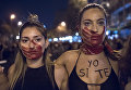 Женщины на марше Ni una menos против насилия в отношении женщин в Сантьяго. 11 мая 2018 года Женщины на марше Ni una menos против насилия в отношении женщин в Сантьяго. 11 мая 2018 года