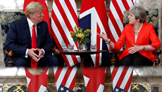 Президент США Дональд Трамп и премьер-министр Великобритании Тереза Мэй во время встречи Президент США Дональд Трамп и премьер-министр Великобритании Тереза Мэй во время встречи