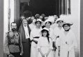 Фотография царской семьи в Музее памяти представителей Российского Императорского Дома Напольная школа в городе Алапаевске Фотография царской семьи в Музее памяти представителей Российского Императорского Дома Напольная школа в городе Алапаевске