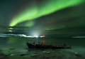 Работа фотографа Michael Zav'yalov Aurora Borealis on the coast of the Barents sea, вошедшая в шорт-лист Insight Astronomy Photographer of the Year 2018 Работа фотографа Michael Zav'yalov Aurora Borealis on the coast of the Barents sea, вошедшая в шорт-лист Insight Astronomy Photographer of the Year 2018