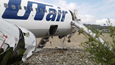 Самолет Boeing 737-800 авиакомпании Utair, совершивший аварийную посадку в Сочи. 1 сентября 2018 Самолет Boeing 737-800 авиакомпании Utair, совершивший аварийную посадку в Сочи. 1 сентября 2018