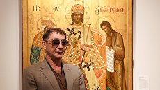 Певец Григорий Лепс на открытии выставки «Предивное художество: иконы из собрания Григория Лепса» Певец Григорий Лепс на открытии выставки «Предивное художество: иконы из собрания Григория Лепса»