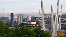 Вид с сопки Орлиное гнездо во Владивостоке. Архивное фото Вид с сопки Орлиное гнездо во Владивостоке. Архивное фото