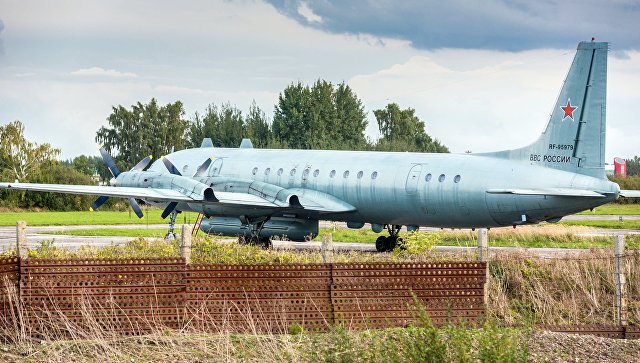 Самолет Ил-20. Архивное фото