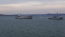 Корабли ВМС Украины после прохождения под арками Крымского моста. 23 сентября 2018 Корабли ВМС Украины после прохождения под арками Крымского моста. 23 сентября 2018