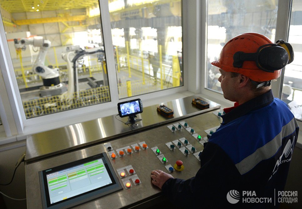 Роботизированный участок очистки и упаковки катодов завода Уралэлектромедьв Верхней Пышме Роботизированный участок очистки и упаковки катодов завода Уралэлектромедьв Верхней Пышме