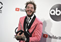 Артист Post Malone на церемонии награждения American Music Awards в Лос-Анджелесе Артист Post Malone на церемонии награждения American Music Awards в Лос-Анджелесе