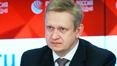 Владимир Рашевский во время пресс-конференции в Международном мультимедийном пресс-центре МИА Россия сегодня. 11 октября 2018 Владимир Рашевский во время пресс-конференции в Международном мультимедийном пресс-центре МИА Россия сегодня. 11 октября 2018