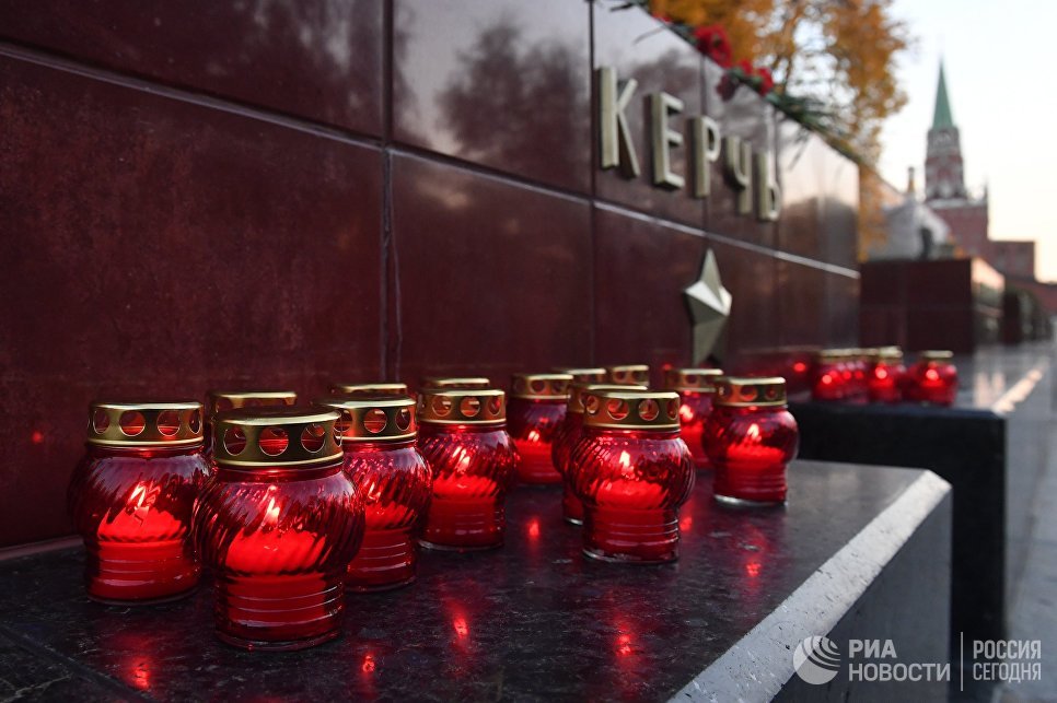 В больницах Крыма остаются 11 пострадавших при ЧП в Керченском колледже 