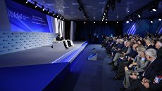Президент РФ Владимир Путин на пленарной сессии XV ежегодного заседания Международного дискуссионного клуба Валдай. 18 октября 2018 Президент РФ Владимир Путин на пленарной сессии XV ежегодного заседания Международного дискуссионного клуба Валдай. 18 октября 2018
