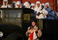 Участники марша, посвященного 77-летию военного парада 1941 года, на Красной площади в Москве Участники марша, посвященного 77-летию военного парада 1941 года, на Красной площади в Москве
