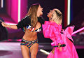 Показ Victoria’s Secret в Нью-Йорке Показ Victoria’s Secret в Нью-Йорке