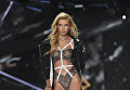 Показ Victoria’s Secret в Нью-Йорке Показ Victoria’s Secret в Нью-Йорке