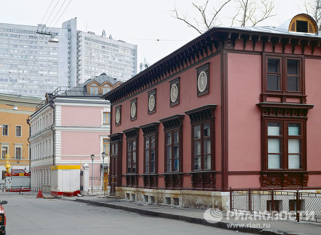 Жилой дом архитектора Михаила Осиповича Лопыревского Жилой дом архитектора Михаила Осиповича Лопыревского
