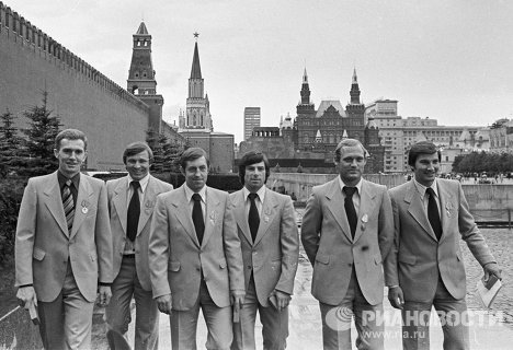 Хоккеисты сборной СССР Хоккеисты сборной СССР